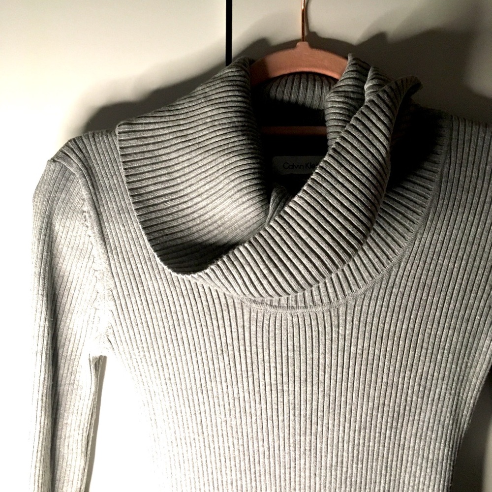 Calvin Klein S Long Sleek Form-Fitting Sweater Dress w/ Velvet Elbow Patches